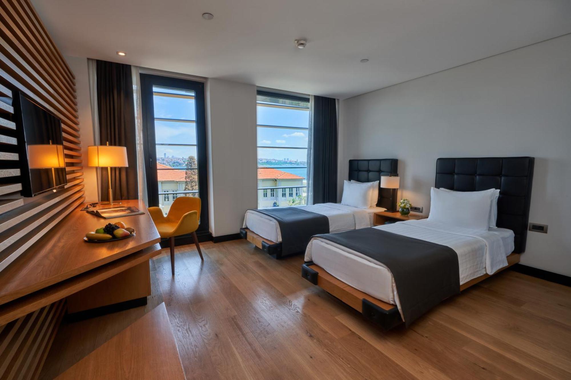 Metropolitan Hotels Bosphorus - Special Category Istanbul Bagian luar foto