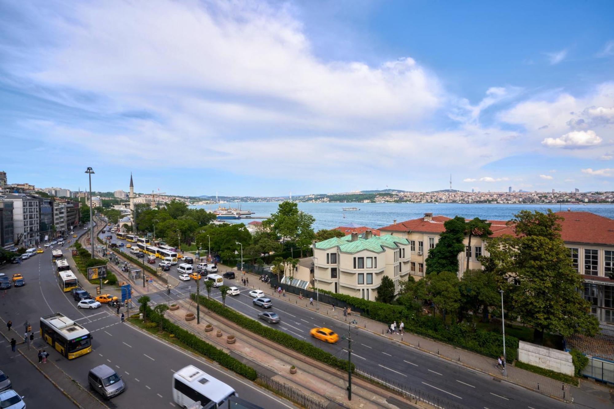 Metropolitan Hotels Bosphorus - Special Category Istanbul Bagian luar foto