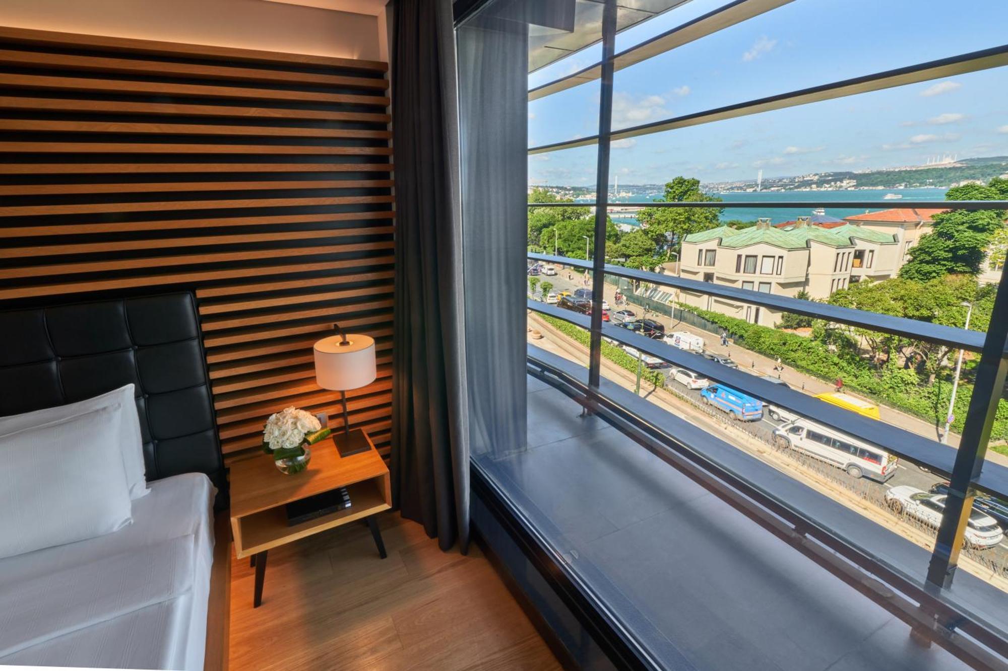 Metropolitan Hotels Bosphorus - Special Category Istanbul Bagian luar foto